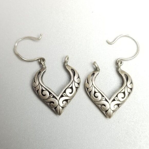 Vintage Silver Tone Pointed Hoop Dangle Earrings, Scroll Design Cut Outs, Estate - Picture 5 of 7